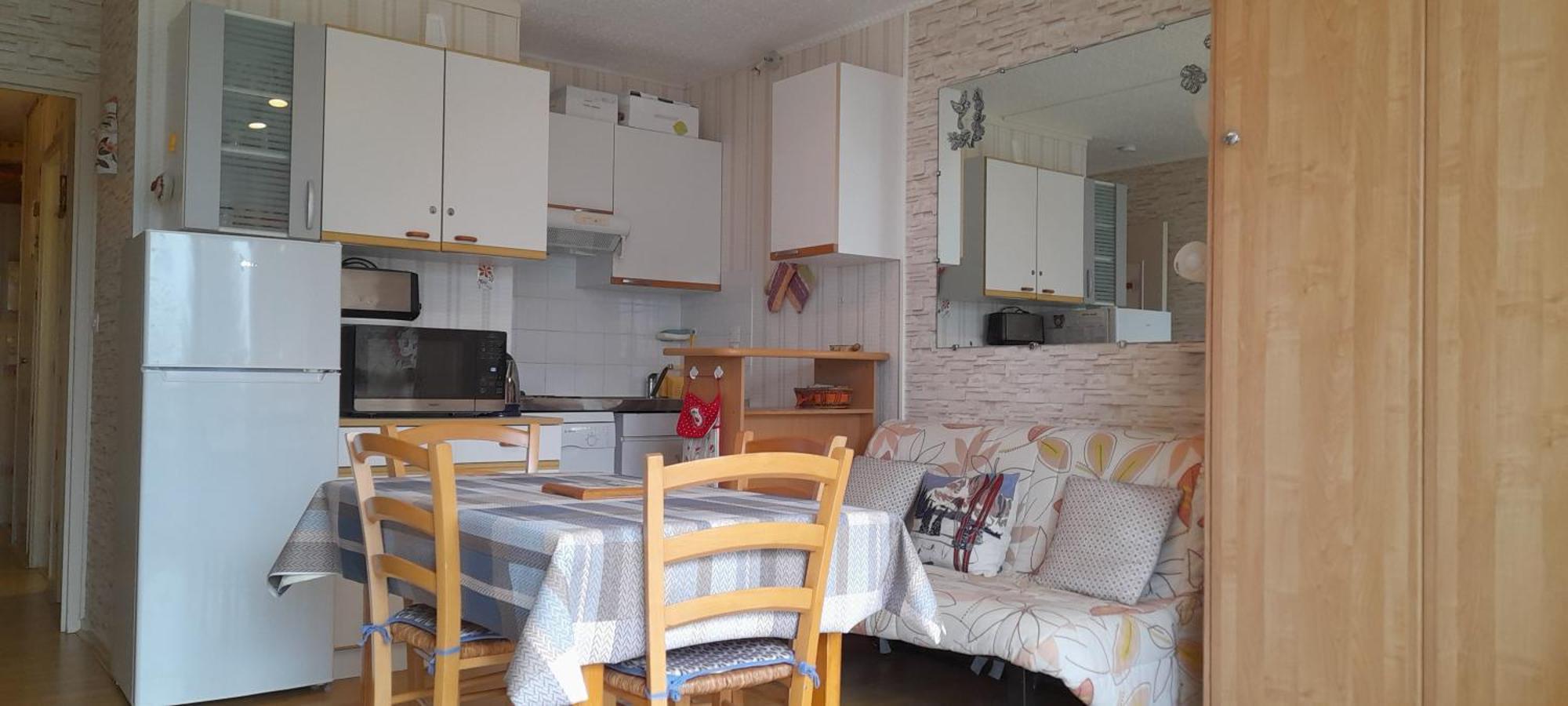A Gourette, Euroneige, Avec Balcon Et Vue Ideale Sur La Montagne - 6 Personnes Apartment *